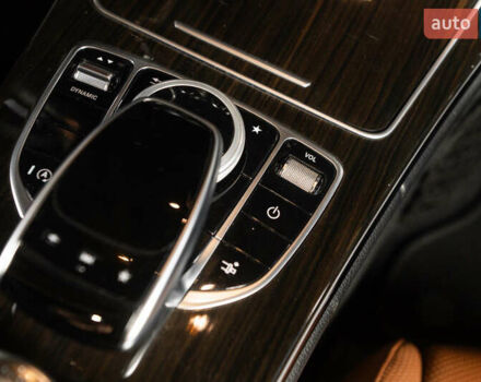 Білий Мерседес Ц-Клас, об'ємом двигуна 1.99 л та пробігом 134 тис. км за 33900 $, фото 32 на Automoto.ua