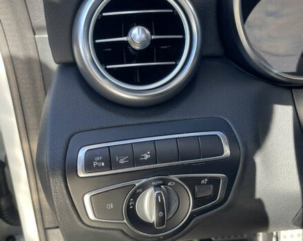 Белый Мерседес Ц-Класс, объемом двигателя 3 л и пробегом 76 тыс. км за 39999 $, фото 51 на Automoto.ua