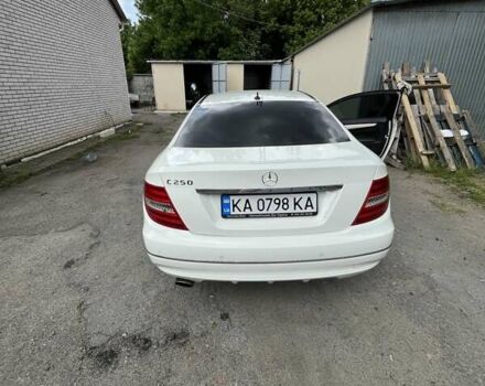 Білий Мерседес Ц-Клас, об'ємом двигуна 1.8 л та пробігом 97 тис. км за 12900 $, фото 4 на Automoto.ua