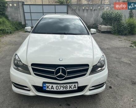 Білий Мерседес Ц-Клас, об'ємом двигуна 1.8 л та пробігом 97 тис. км за 12900 $, фото 1 на Automoto.ua