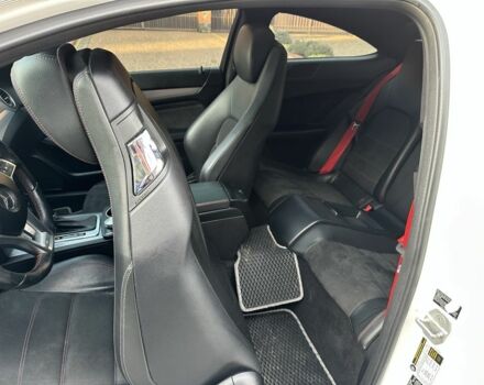 Білий Мерседес Ц-Клас, об'ємом двигуна 1.8 л та пробігом 178 тис. км за 12300 $, фото 5 на Automoto.ua