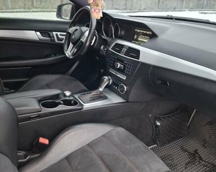 Білий Мерседес Ц-Клас, об'ємом двигуна 1.8 л та пробігом 176 тис. км за 11300 $, фото 11 на Automoto.ua