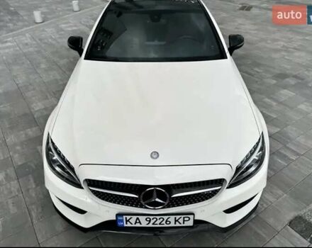 Белый Мерседес Ц-Класс, объемом двигателя 1.99 л и пробегом 135 тыс. км за 28500 $, фото 3 на Automoto.ua