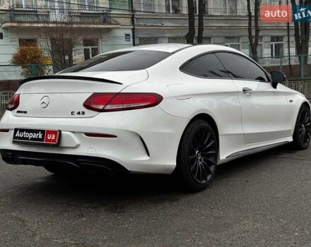 Білий Мерседес Ц-Клас, об'ємом двигуна 3 л та пробігом 88 тис. км за 30740 $, фото 12 на Automoto.ua