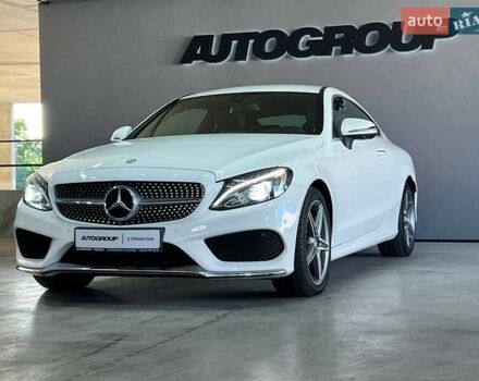 Белый Мерседес Ц-Класс, объемом двигателя 1.99 л и пробегом 150 тыс. км за 23500 $, фото 2 на Automoto.ua