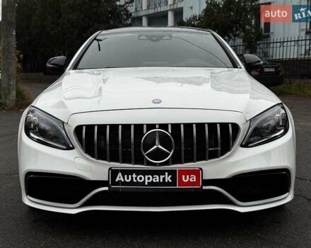 Білий Мерседес Ц-Клас, об'ємом двигуна 3 л та пробігом 88 тис. км за 30740 $, фото 3 на Automoto.ua