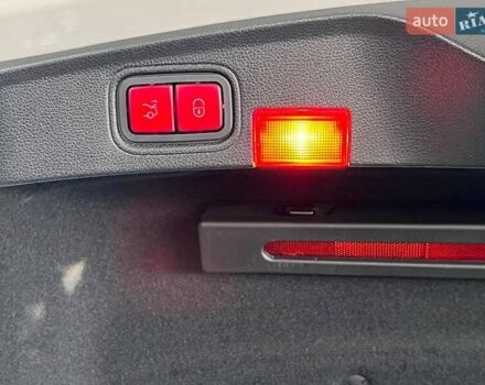 Белый Мерседес Ц-Класс, объемом двигателя 1.99 л и пробегом 150 тыс. км за 23500 $, фото 7 на Automoto.ua