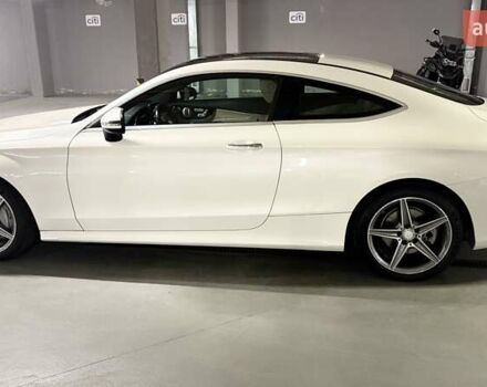 Белый Мерседес Ц-Класс, объемом двигателя 1.99 л и пробегом 105 тыс. км за 26500 $, фото 8 на Automoto.ua