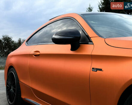 Белый Мерседес Ц-Класс, объемом двигателя 3 л и пробегом 95 тыс. км за 34990 $, фото 18 на Automoto.ua