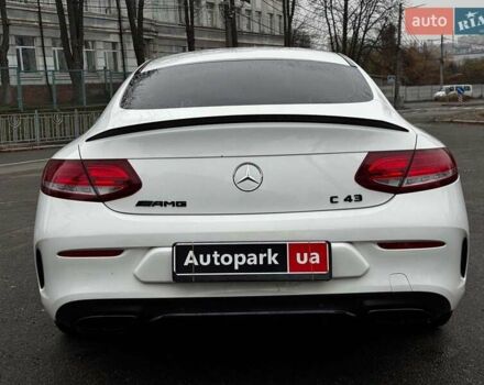 Білий Мерседес Ц-Клас, об'ємом двигуна 3 л та пробігом 88 тис. км за 30740 $, фото 13 на Automoto.ua