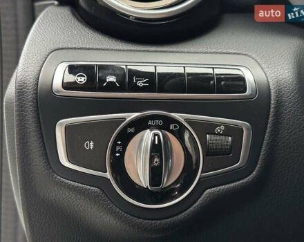 Білий Мерседес Ц-Клас, об'ємом двигуна 3 л та пробігом 88 тис. км за 30740 $, фото 28 на Automoto.ua