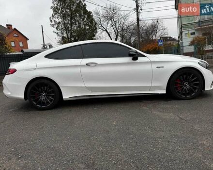 Білий Мерседес Ц-Клас, об'ємом двигуна 3 л та пробігом 88 тис. км за 30740 $, фото 11 на Automoto.ua