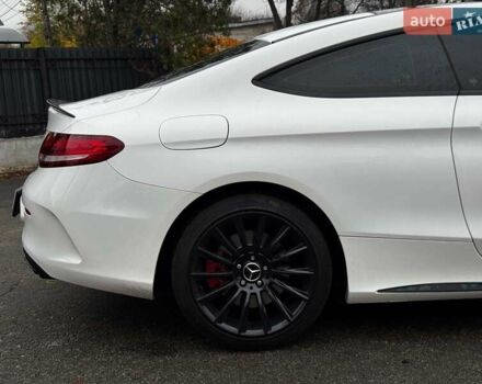 Білий Мерседес Ц-Клас, об'ємом двигуна 3 л та пробігом 88 тис. км за 30740 $, фото 10 на Automoto.ua