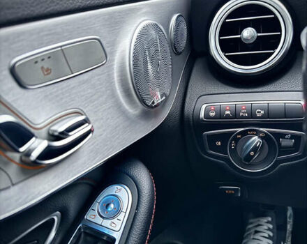 Белый Мерседес Ц-Класс, объемом двигателя 3 л и пробегом 130 тыс. км за 25990 $, фото 13 на Automoto.ua