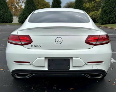 Білий Мерседес Ц-Клас, об'ємом двигуна 2 л та пробігом 59 тис. км за 8700 $, фото 5 на Automoto.ua