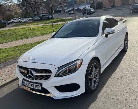 Белый Мерседес Ц-Класс, объемом двигателя 1.99 л и пробегом 120 тыс. км за 37210 $, фото 1 на Automoto.ua