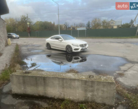 Білий Мерседес Ц-Клас, об'ємом двигуна 2.2 л та пробігом 208 тис. км за 25517 $, фото 3 на Automoto.ua