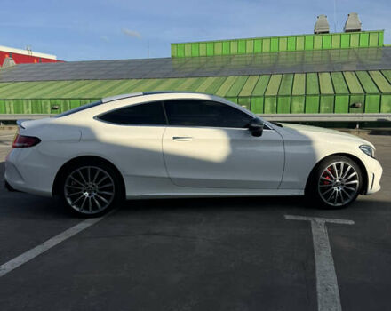 Белый Мерседес Ц-Класс, объемом двигателя 1.95 л и пробегом 103 тыс. км за 39999 $, фото 7 на Automoto.ua