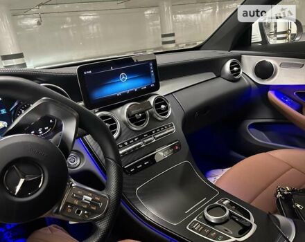 Білий Мерседес Ц-Клас, об'ємом двигуна 1.95 л та пробігом 21 тис. км за 51500 $, фото 2 на Automoto.ua