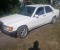 Білий Мерседес Ц-Клас, об'ємом двигуна 2 л та пробігом 3 тис. км за 798 $, фото 1 на Automoto.ua