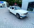 Білий Мерседес Ц-Клас, об'ємом двигуна 2 л та пробігом 320 тис. км за 1450 $, фото 2 на Automoto.ua
