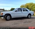 Білий Мерседес Ц-Клас, об'ємом двигуна 2 л та пробігом 250 тис. км за 2400 $, фото 4 на Automoto.ua