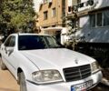 Білий Мерседес Ц-Клас, об'ємом двигуна 1.8 л та пробігом 220 тис. км за 2500 $, фото 1 на Automoto.ua