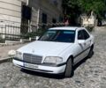 Білий Мерседес Ц-Клас, об'ємом двигуна 1.8 л та пробігом 323 тис. км за 2300 $, фото 1 на Automoto.ua
