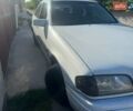 Білий Мерседес Ц-Клас, об'ємом двигуна 1.8 л та пробігом 350 тис. км за 1800 $, фото 3 на Automoto.ua