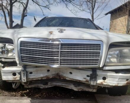 Білий Мерседес Ц-Клас, об'ємом двигуна 0 л та пробігом 400 тис. км за 1500 $, фото 1 на Automoto.ua