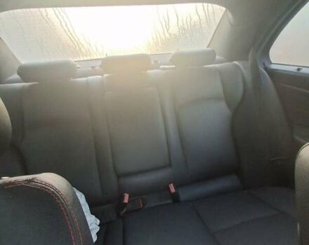 Белый Мерседес Ц-Класс, объемом двигателя 3.2 л и пробегом 200 тыс. км за 500 $, фото 1 на Automoto.ua