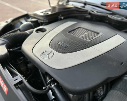 Белый Мерседес Ц-Класс, объемом двигателя 3 л и пробегом 155 тыс. км за 11700 $, фото 64 на Automoto.ua