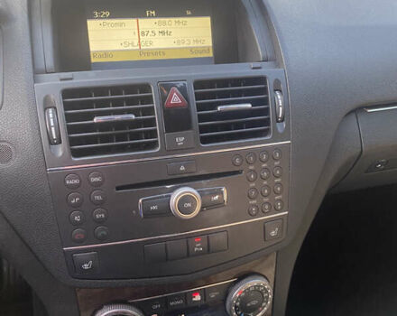 Білий Мерседес Ц-Клас, об'ємом двигуна 1.8 л та пробігом 201 тис. км за 8000 $, фото 9 на Automoto.ua