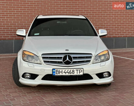 Белый Мерседес Ц-Класс, объемом двигателя 3 л и пробегом 155 тыс. км за 11700 $, фото 3 на Automoto.ua