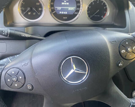 Білий Мерседес Ц-Клас, об'ємом двигуна 1.8 л та пробігом 201 тис. км за 8000 $, фото 12 на Automoto.ua