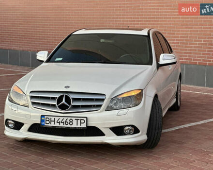 Белый Мерседес Ц-Класс, объемом двигателя 3 л и пробегом 155 тыс. км за 11700 $, фото 11 на Automoto.ua