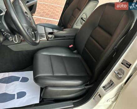 Белый Мерседес Ц-Класс, объемом двигателя 3 л и пробегом 155 тыс. км за 11700 $, фото 47 на Automoto.ua