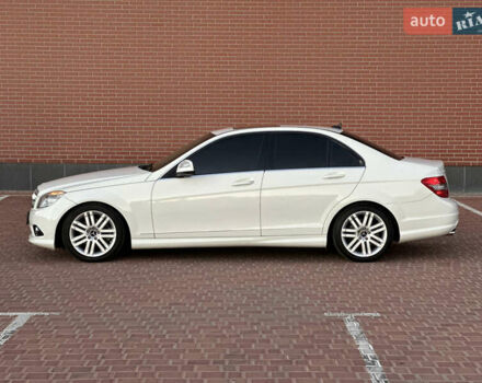 Белый Мерседес Ц-Класс, объемом двигателя 3 л и пробегом 155 тыс. км за 11700 $, фото 51 на Automoto.ua