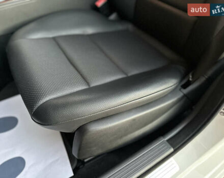 Белый Мерседес Ц-Класс, объемом двигателя 3 л и пробегом 155 тыс. км за 11700 $, фото 46 на Automoto.ua