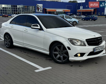 Білий Мерседес Ц-Клас, об'ємом двигуна 2.5 л та пробігом 235 тис. км за 8499 $, фото 2 на Automoto.ua