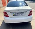 Білий Мерседес Ц-Клас, об'ємом двигуна 3 л та пробігом 75 тис. км за 15000 $, фото 5 на Automoto.ua