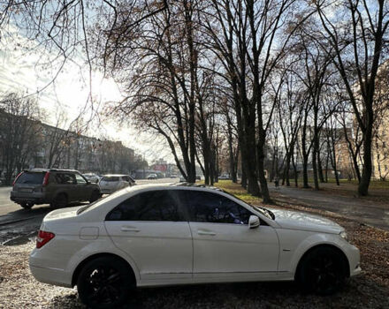 Білий Мерседес Ц-Клас, об'ємом двигуна 1.8 л та пробігом 175 тис. км за 13777 $, фото 2 на Automoto.ua