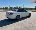 Белый Мерседес Ц-Класс, объемом двигателя 3 л и пробегом 260 тыс. км за 7500 $, фото 3 на Automoto.ua