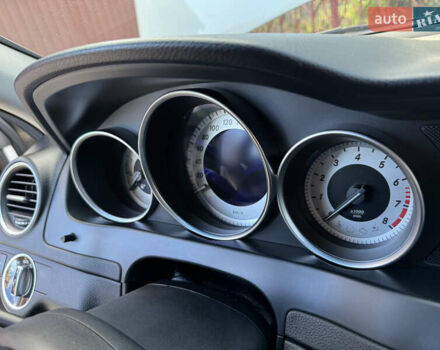 Белый Мерседес Ц-Класс, объемом двигателя 1.8 л и пробегом 265 тыс. км за 11555 $, фото 67 на Automoto.ua