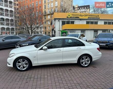 Белый Мерседес Ц-Класс, объемом двигателя 1.8 л и пробегом 190 тыс. км за 10500 $, фото 11 на Automoto.ua