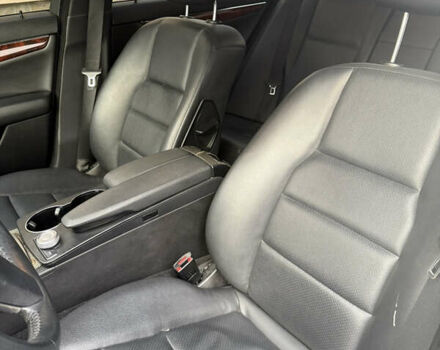 Білий Мерседес Ц-Клас, об'ємом двигуна 3 л та пробігом 230 тис. км за 13300 $, фото 10 на Automoto.ua