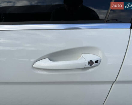 Белый Мерседес Ц-Класс, объемом двигателя 1.8 л и пробегом 265 тыс. км за 9999 $, фото 41 на Automoto.ua