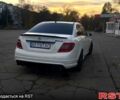 Белый Мерседес Ц-Класс, объемом двигателя 3 л и пробегом 236 тыс. км за 10500 $, фото 6 на Automoto.ua
