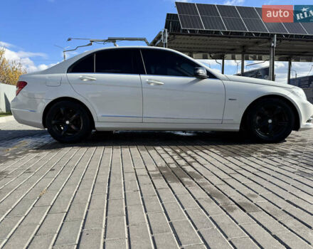 Белый Мерседес Ц-Класс, объемом двигателя 1.8 л и пробегом 265 тыс. км за 11555 $, фото 11 на Automoto.ua