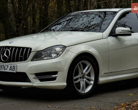 Белый Мерседес Ц-Класс, объемом двигателя 1.8 л и пробегом 117 тыс. км за 12500 $, фото 10 на Automoto.ua